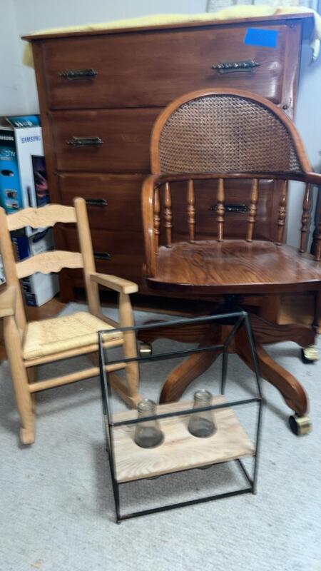 Chairs & Propogation Station