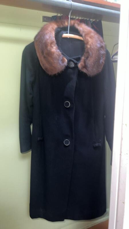 Vintage Veloura Modern by Deb Black Wool Coat w/ Fur Collar