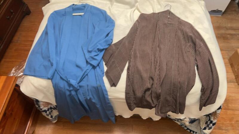 Robes (2)