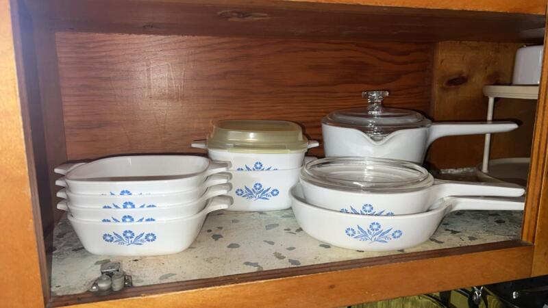 Corning Ware Mini Casserole Dishes & Lidded Sauce Pans