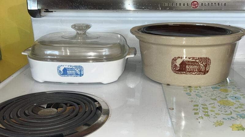 Corning Ware Browning & Western Skillet Dishes w/ Lids (2)