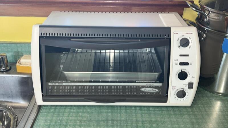 Black & Decker Toaster Oven