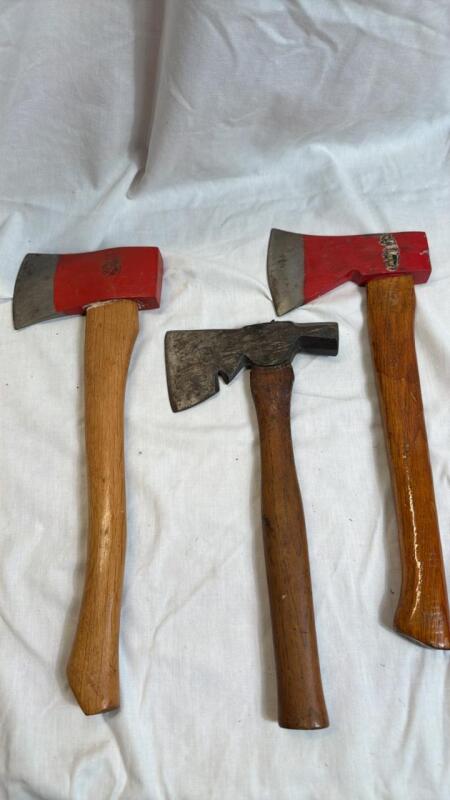(3) Axes