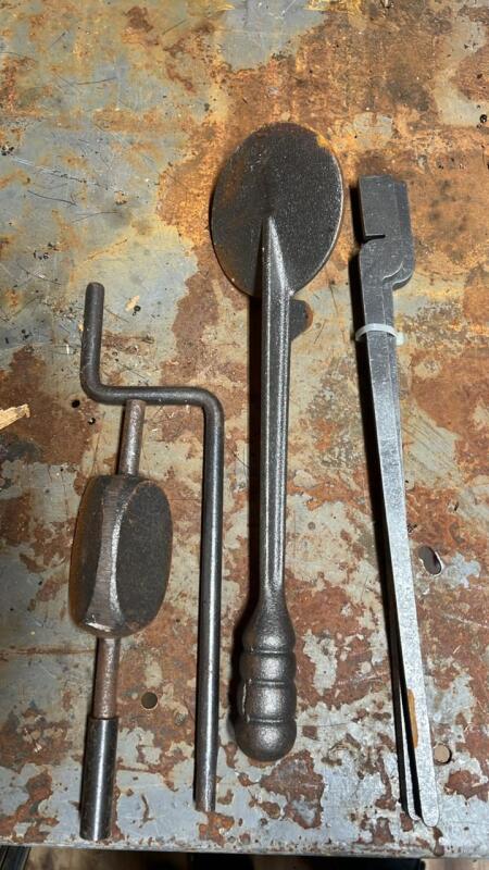 blacksmith forge tools