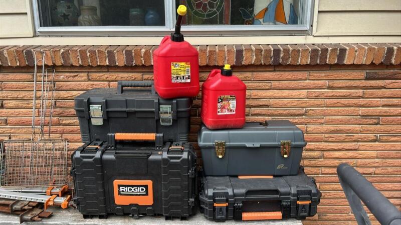 Gas Cans & Tool Boxes