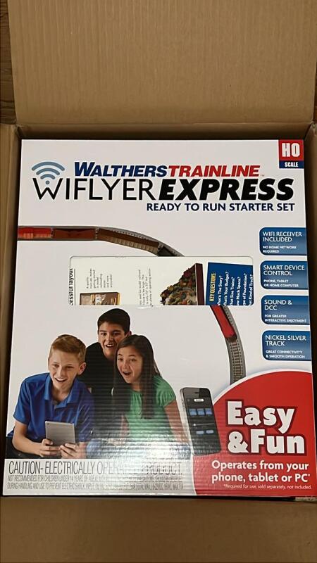 Walthers Trainline WiFlyer Express Starter Set