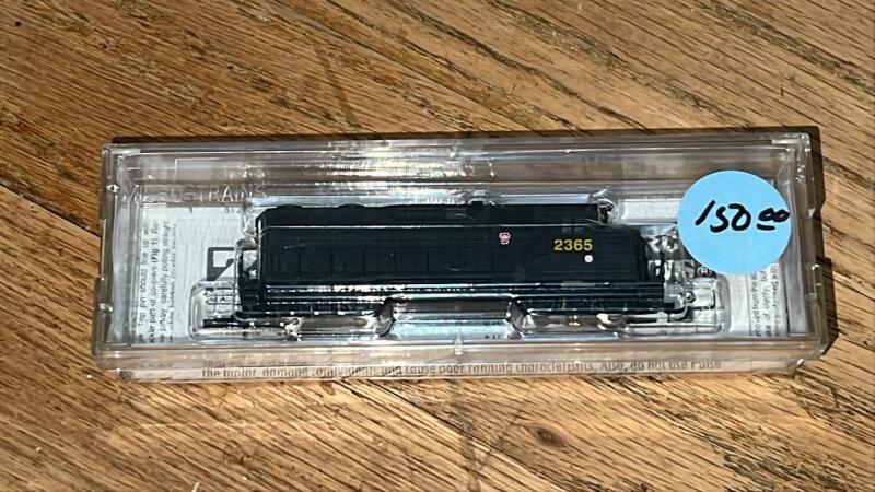 Micro-Trains Line model train car Pennsylvania Railroad #2365