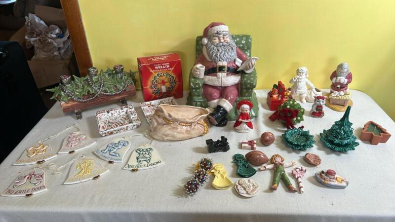 Ceramic Santa Cookie Jar w/ Christmas Decor