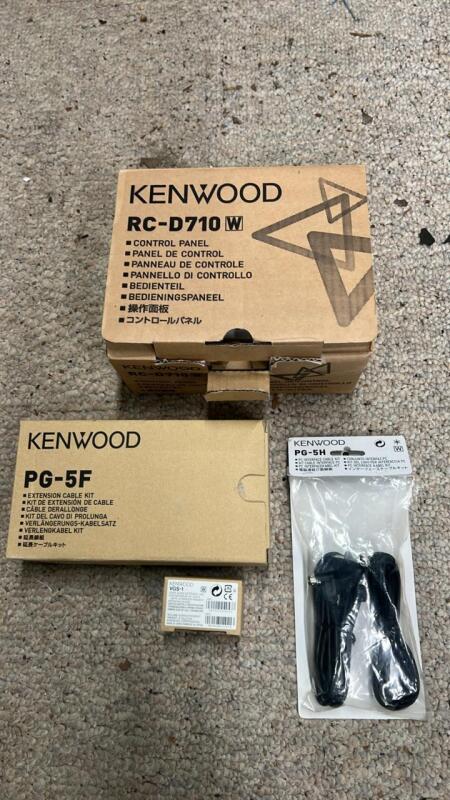 Kenwood RC-D710W Control Panel & Accessories