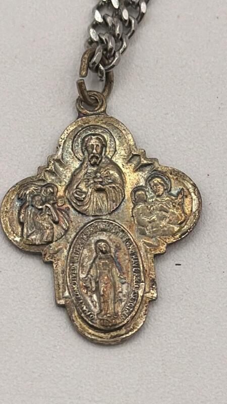 Sterling pendant on chain