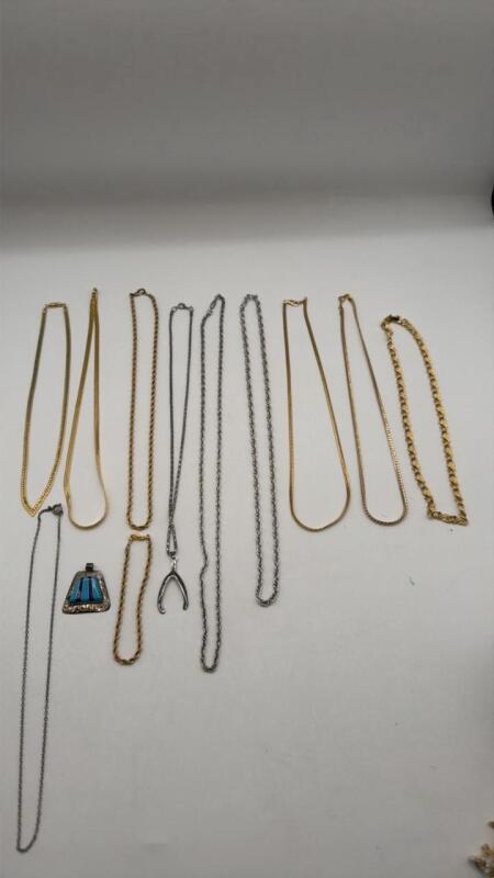 Necklaces and pendant