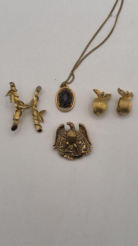 Sarah Coventry jewelry