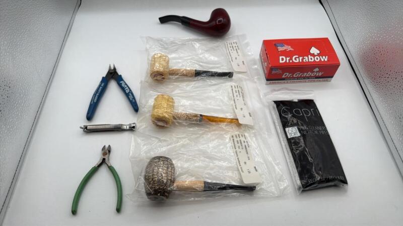 Corn con pipes, Red pipe and accessories